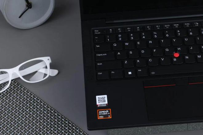 ThinkPad T14s AI锐龙版评测：首发锐龙AI 7 PRO 360处理(图35)